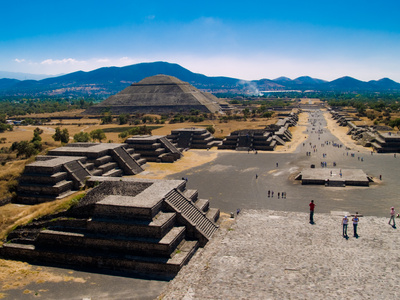 Pyramide du soleil au Teotihuacan